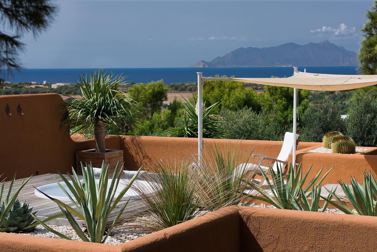 Dimora Dell'Olivastro Acomodação com café da manhã Ilha de Ilha de Favignana Exterior foto
