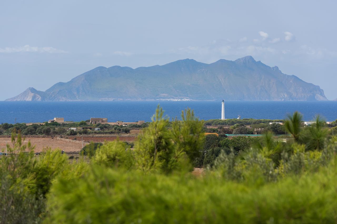 Dimora Dell'Olivastro Acomodação com café da manhã Ilha de Ilha de Favignana Exterior foto
